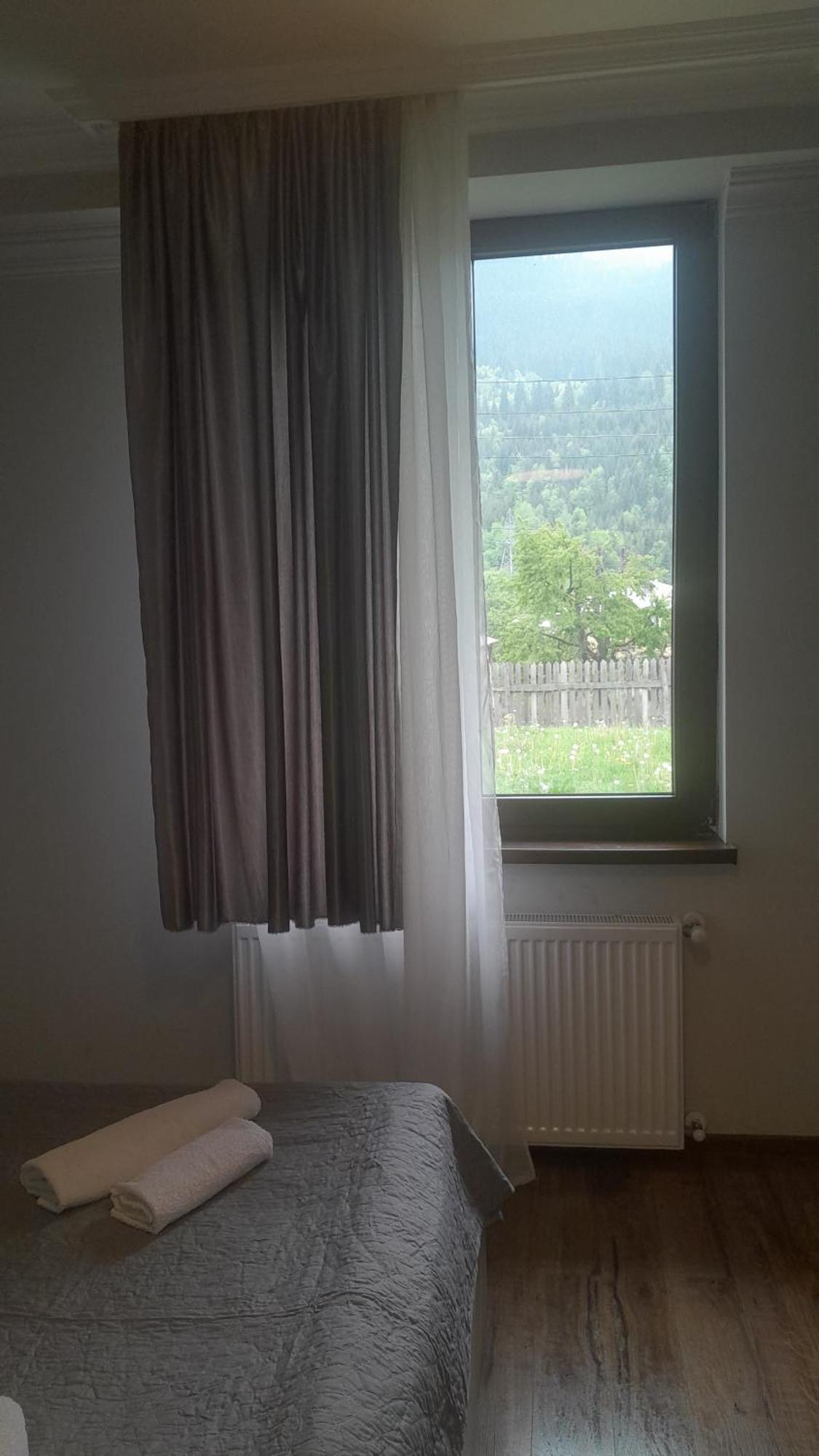 Hotel White Mountains • Თეთრი Მთები Mestia Bilik gambar